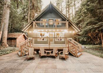 49SL - Hot Tub - WiFi - Fireplace -  Sleeps 10