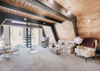 05MBH - Now Has A/C! Wi-Fi - Pets Okay - Sleeps 2