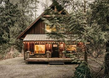 22MBR - Hot Tub - Wi-Fi - BBQ - Pets OK - Sleeps 8