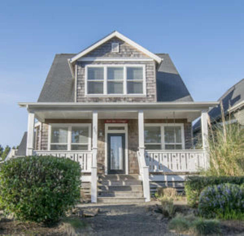 Sea Mist Cottage and Loft
