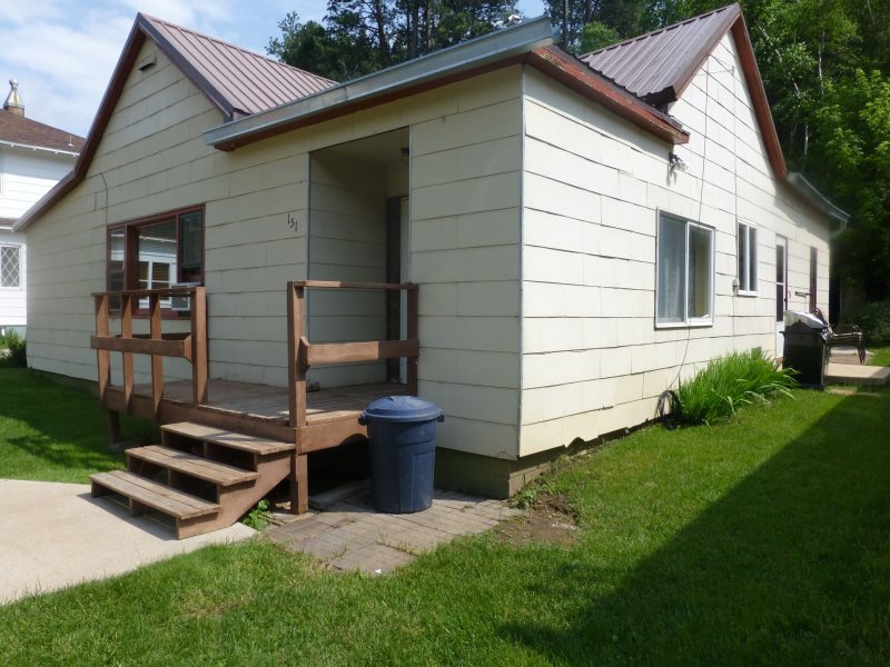 Deadwood  3 bedroom house rental walk to downtown sleeps 6 pet friendly