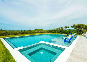 Pool and Spa, Beachfront Bungalow - AMI Locals